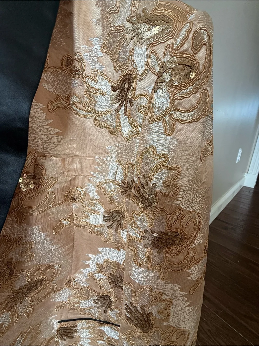 Men's Floral Jacquard Shawl Collar Blazer in Champagne